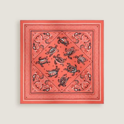 044352S 03_front_wm_3?size=